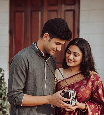 Candid photographer capturing natural emotions during a beautiful wedding ceremony